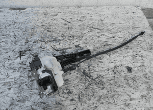 Zamek Drzwi Lewy Tył tylny Citroen C3 I 5D Lift 61427280 4Pin 1