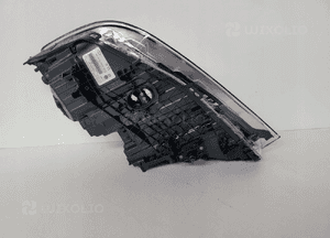 BMW 5 G30 G31 Lampa przednia Adaptive LED - R 4402 4