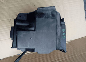 Volvo S40 II V50 podstawa pod akumulator 2