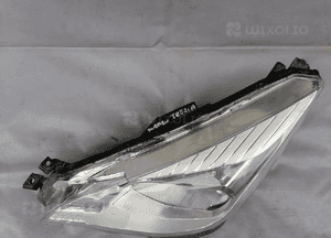 Lampa lewa lewy przód Subaru Trezia 4