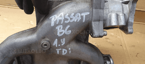 Kolektor ssący zawór EGR VW Passat B6 1.9 TDI 038129637D 03G129713C 8