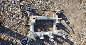 BMW F07 F10 F11 wózek kołyska sanki zawieszeni tył 1