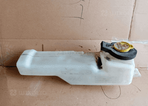 Zbiorniczek płynu spryskiwaczy Chrysler PT Cruiser 05152059AA 3