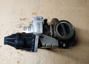 Turbina turbosprężarka Turbo BMW M5 G30 F90 4.4 7852373 2