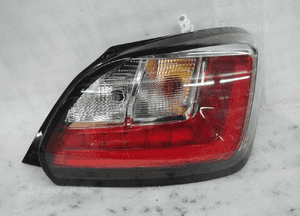 Lampa prawa tylna prawy tył led mitsubishi space star lift 2020- 8330B244 1