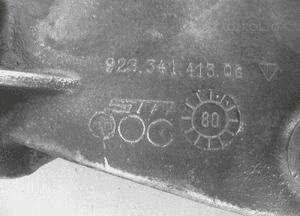 WAHACZ PRAWY PRZÓD PORSCHE 928 1981r 3