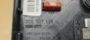 Skrzynka bezpieczników VW Passat B6 3C0937125 1K0937132F 6