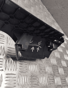 PORSCHE MACAN 95B OSŁONA PRAWA TYŁ 95B867768D 12