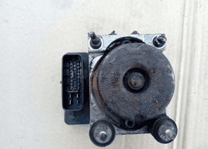 Mitsubishi Outlander I pompa sterownik abs MB4 4wd 2