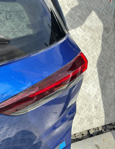 Klapa bagaznika kompletna renault captur ii 2 org 12