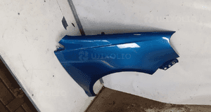 Błotnik prawy do volkswagen  polo 9N lift  9N3 LA5K 2