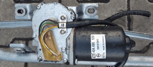 Opel Zafira A mechanizm silniczek wycieraczek przód przednich 4