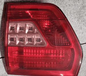 Citroen C5 III X7 kombi lampa tył tylna prawa lewa 4