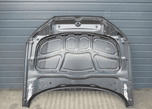 Maska pokrywa silnika audi A4 B9 8W0 2015- 36