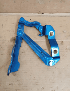 Zawias maski prawy LA5W VW New Beetle 1C0823302G 3