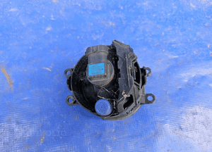 Toyota VERSO 09-12 halogen kosz kratka prawy 5