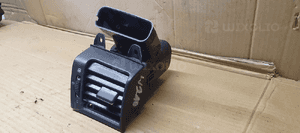 Kratka nawiewu prawa Mercedes W210 A2108312246 3