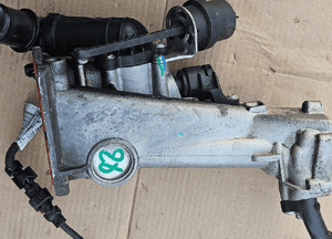 Opel Astra J 4 IV 2.0 CDTI obudowa termostatu termostat 5