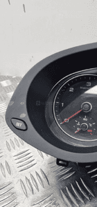 Audi Q3 8U licznik zegar 8U0920990E po zalaniu uk 4