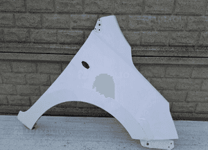 Suzuki celerio 14-20 błotnik przedni prawy 1