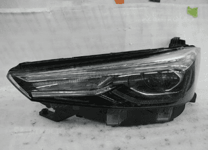 MG5 mg 5 full led lampa przednia lewa 1