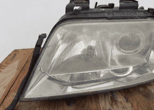 Audi A6 C5 lift lampa przód przednia lewa 2