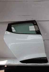 Drzwi prawe tylne RENAULT CLIO IV 2012-2020 1