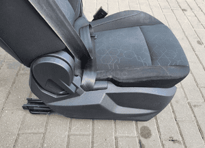 FOTELE SIEDZENIA KANAPA BOCZKI TAPICERKA WNĘTRZE Ford B-Max BMax 12- EU bdb 10