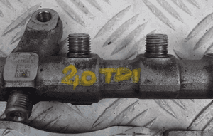 WTRYSKIWACZ 03L130277Q  ZESTAW LISTWA WTRYSKOWA 03L130277Q  -03L130089J, WTRYSKI - 03L130277Q, POMPA WTRYSKOWA - 03L130755AF 11
