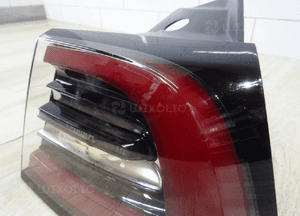 Tesla model 3 lampa prawa tył tylna 1077400 6
