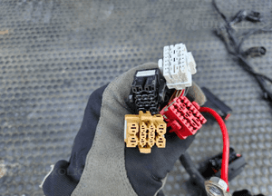 Wiazka 8E1971072EQ Instalacja Silnika 2.0 ALT 20V 130KM Europa Manual Audi A4 B6 5