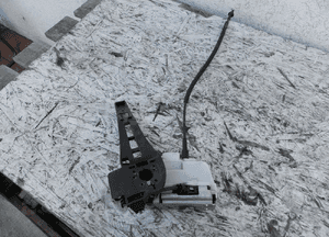 Zamek Drzwi Prawy Tył tylny Citroen C3 I 5D Lift 61427180 4Pin 2