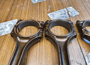 Tłok Tłoki 078M Korbowód Panewki 3.0 V6 ASN Audi A4 B6 A6 C5 VW 25