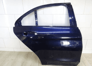 Mercedes c-klasa W205 sedan drzwi tył tylne prawe A2057320210 1