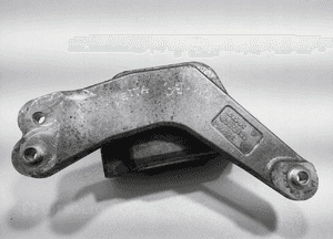 Łapa poduszka silnika volkswagen jetta vi 5C 1.4 hybryda 5Q0199262CM 10-18 3
