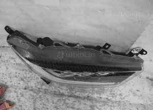 Toyota yaris iv full led lampa przednia prawa 3