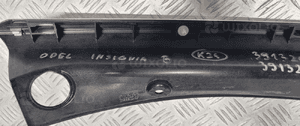 Opel insignia kombi b listwa karoserii prawa tył tylna 39132604 39132602 12