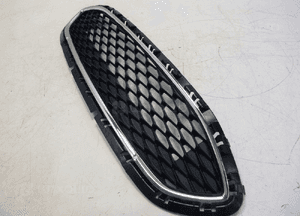 Ford fiesta MK8 2017r- grill atrapa chłodnicy 5