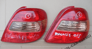 Lampa prawy tył toyota avensis T22 lift radom