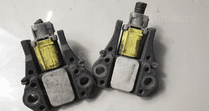 LEXUS IS220 SENSOR CZUJNIK UDERZENIA 89173-53040 2