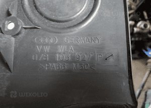 Pokrywa osłona silnika Audi A6 C5 2.4 078103927P 5
