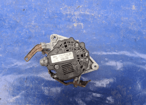 TOYOTA YARIS III alternator 1.33 27060-0y120 3