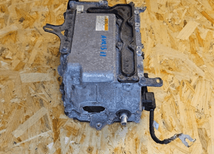 Toyota PRIUS III PLUS AURIS LEXUS CT falownik inwerter G9200-47190 3