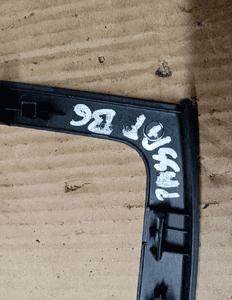 Ramka radia konsoli dekor VW Passat B6 3C0858069P 6