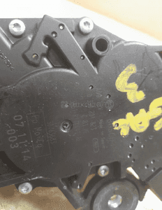 VOLVO V50 SILNICZEK WYCIERACZKI 0390201823 2