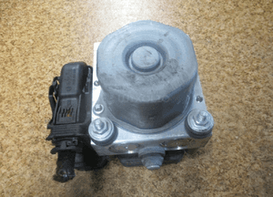 Pompa abs opel corsa e 39084530 4