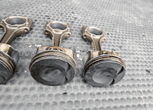 Tłok Tłoki 06LB Korbowód Panewki 2.0 TFSI CDNB Audi A4 B8 A3 VW Skoda Seat 8