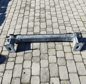 belka zderzaka przód forester V 5 3