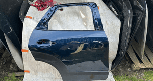 Drzwi tył tylne prawe mazda CX30 CX-30 1