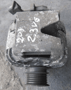 MERCEDES alternator 350 benzyna om 272